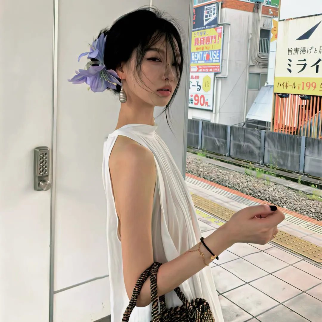 全家偷听苗疆母女心声